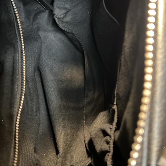 🔥 Givenchy Small Antigona Bag - Picture 7 of 9